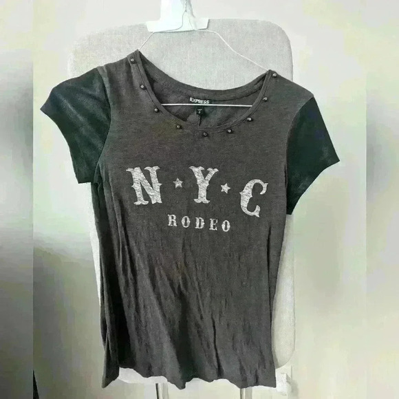 8 piece bundle of women's  tops - size xs/s - Picture 15 of 15